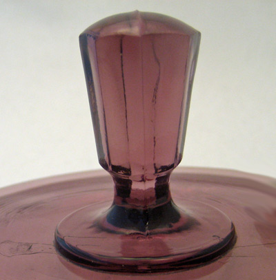 Finial New Martinsville #10  Powder Jar