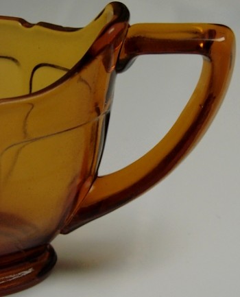Diamond Victory Gravy Handle