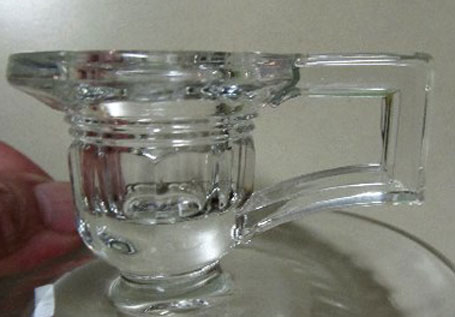 Heisey # 600 Candleholder Vertical  Handle