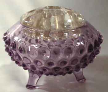 Viking #1932 Yesteryear Hobnail Flowerlite