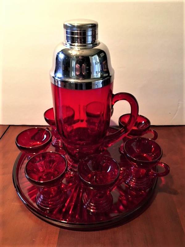 New Martinsville #  37 "Moondrops" Cocktail Set