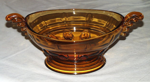 New Martinsville #  37 "Moondrops" or Georgian Winged Handled Bowl