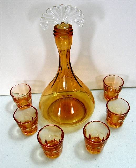 New Martinsville Decanter Set