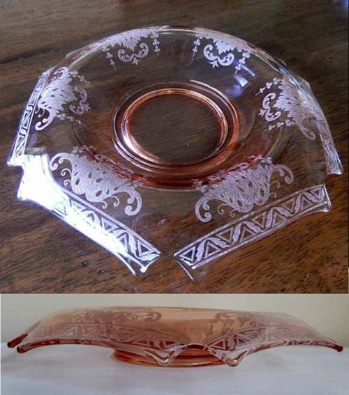 New Martinsville "Notched Hexagon" Rolled Edge Console Bowl