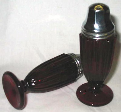 New Martinsville #  18/728 Queen Anne Salt & Pepper Shakers