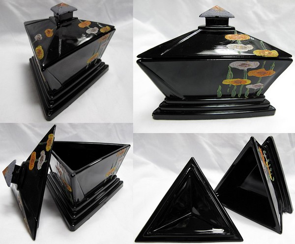 New Martinsville #  33 Modernistic Puff Box