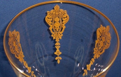 Imperial Rose Point Medallion Etch