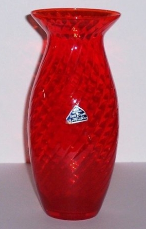 Morgantown #   18 Lynda Spiral Optic Vase