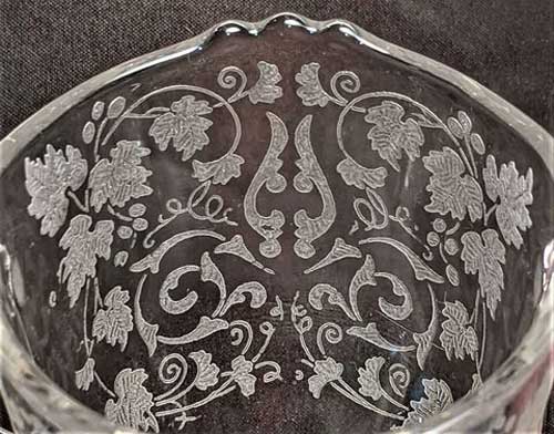 New Martinsville # 29 Florentine Etch Variation
