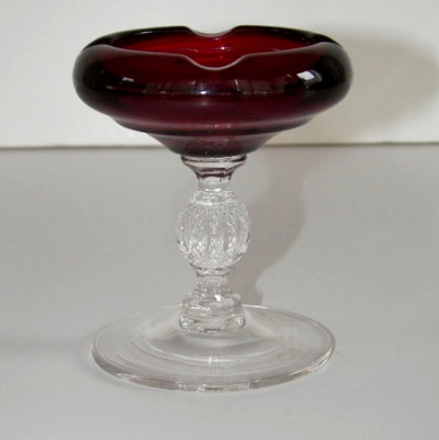 Cambridge #1066 Aurora Ashtray