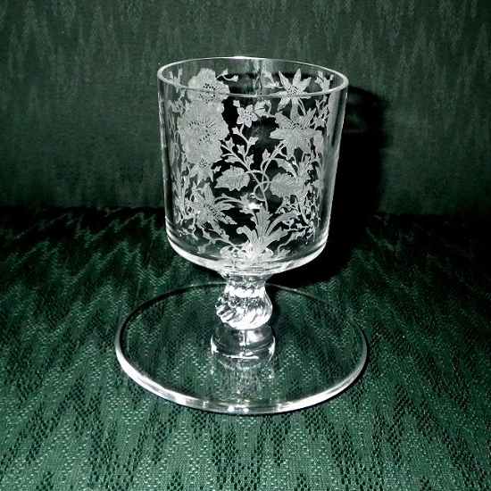 Cambridge #1337 Cigarette Holder w/ Wildflower Etch