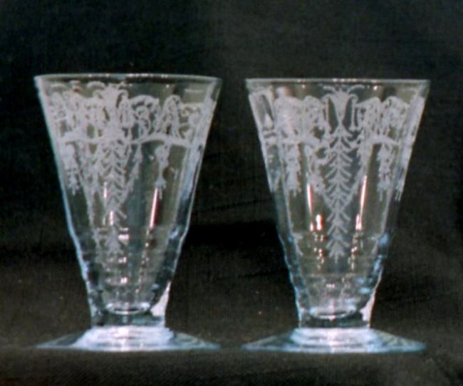 Cambridge #3077 Whiskey Tumblers w/ Cleo Etch