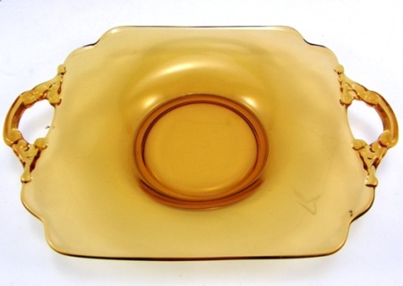 Cambridge #3400/1181 Two-Handled Plate