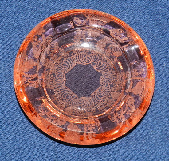 Cambridge # 388 Ash Tray w/ # 746 Gloria Etch