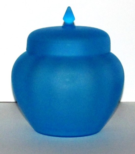 Cambridge # 507 Temple Jar w/ Cover