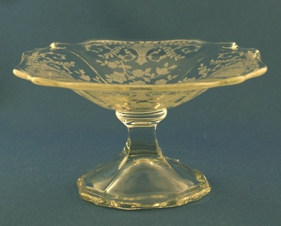Cambridge #3400 Cheese Comport w/ # 754 Portia Etch