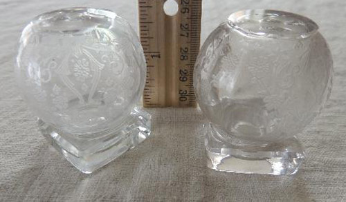 Cambridge Round Salt & Pepper Shakers w/ #752 Diane Etch