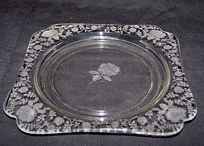Cambridge #3400 Plate w/ Roselyn Etch
