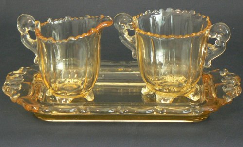 Cambridge # 253 Cream, Sugar & Tray