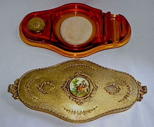 Cambridge Vanity Compact