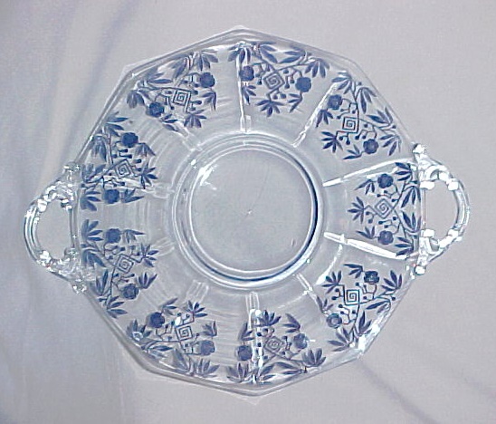 Cambridge # 972 Handled Decagon Plate w/ # 731 Etch