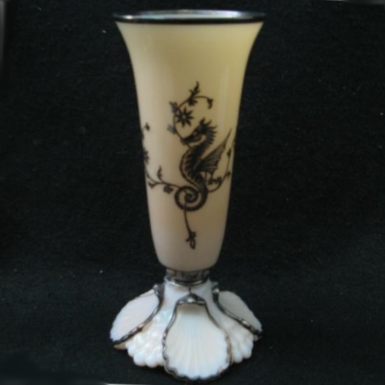 Cambridge #  49 Sea Shell Vase w/ Seahorse Overlay