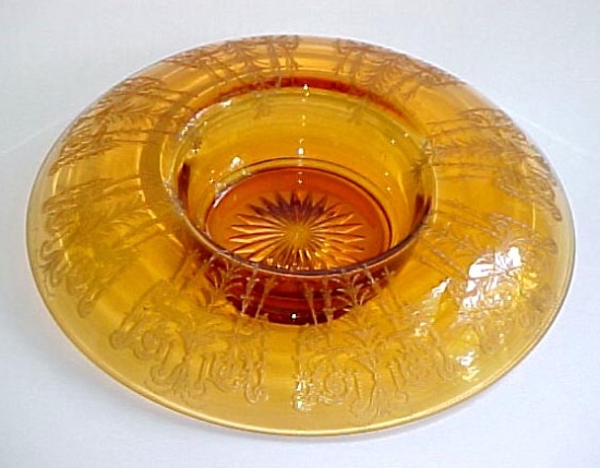 Cambridge # 460 Rolled Bowl w/ Cleo Etch