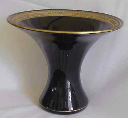 Cambridge #  94 Special Article Sweet Pea Vase