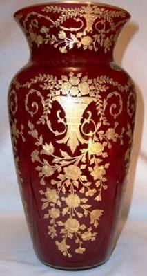 Cambridge #1242 Vase w/ Gold Encrusted Portia Etch