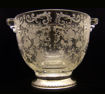 Cambridge # 671 Pristine Ice Tub with #772  Chantilly Etch