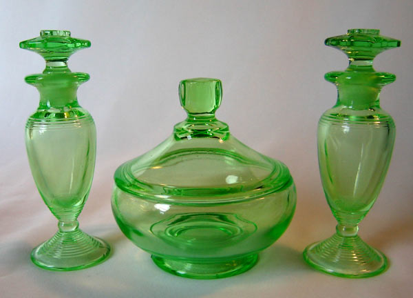 Cambridge # 198 Perfumes and  #581 Puff Box