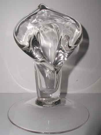 Cambridge # 499 Calla Lily Candleholder