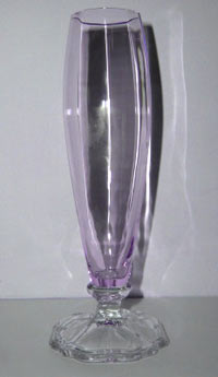 Cambridge #1283 Vase in Heatherbloom