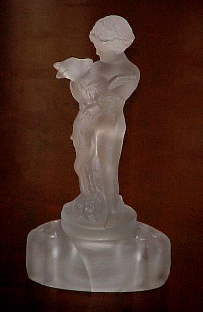 Cambridge # 848 Two-Kid Flower Holder w/ Oval Base