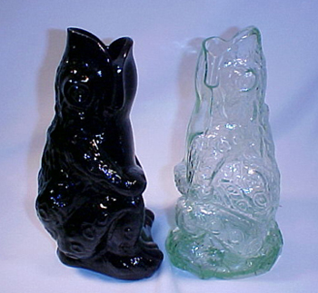 Cambridge Frog Vase