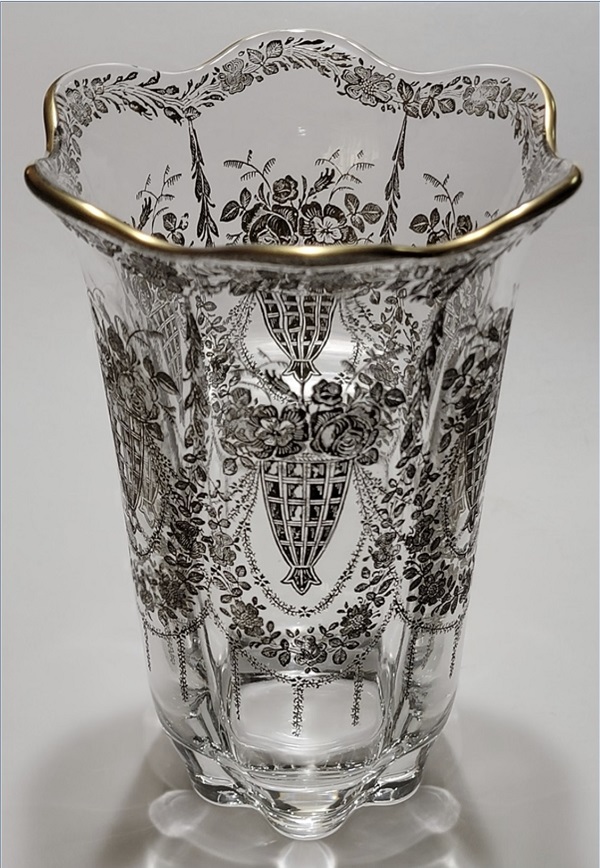 Duncan & Miller # 115 Canterbury Vase