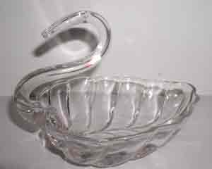 Duncan & Miller # 122 Sylvan Snake Head Swan