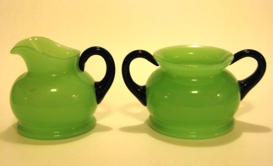 Fenton Jade & Black Cream & Sugar