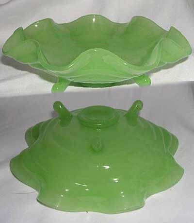 Fenton # 100 Wide Rib Bowl