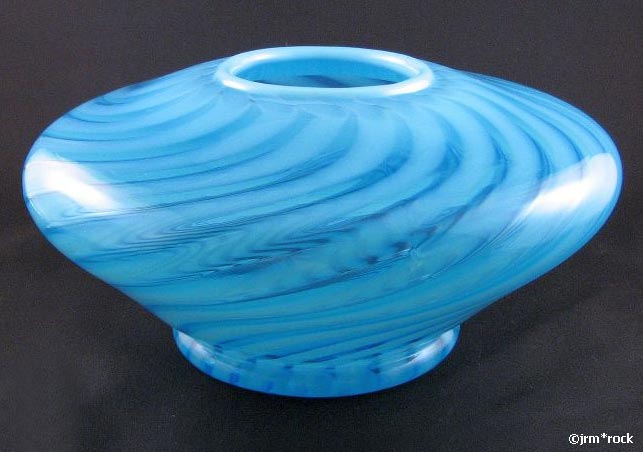 Fenton  # 201 Special Rose Bowl