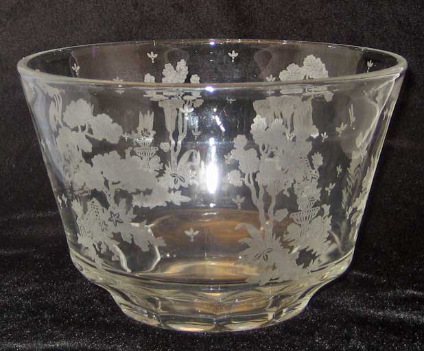 Fostoria #2574 Raleigh Ice Tub with #335 Willow Etch