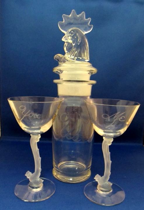 Heisey #4225 Cobel Cocktail Shaker w/ Rooster Head Stopper