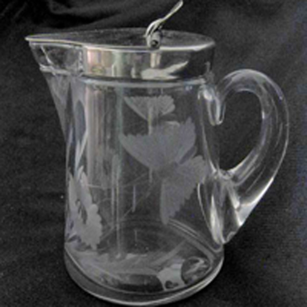 Heisey # 362 Earnshaw Sanitary Syrup w/ Cutting