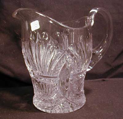 Heisey # 335 Prince of Wales, Plumes Cream