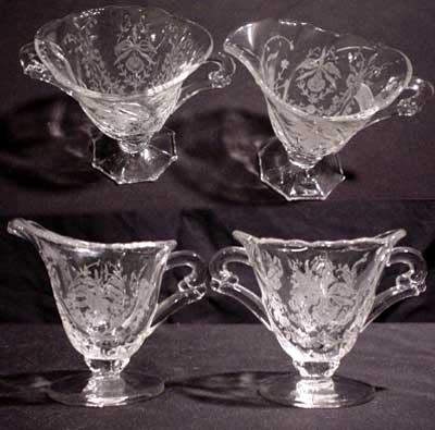 Heisey #1519 Waverly Sugar, Cream with two styles of foot