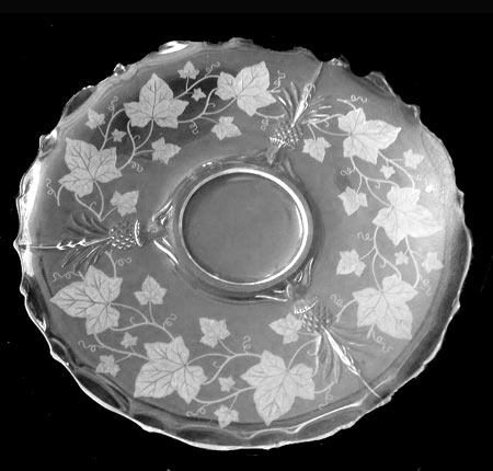 Heisey #1567 Plantation Torte Plate