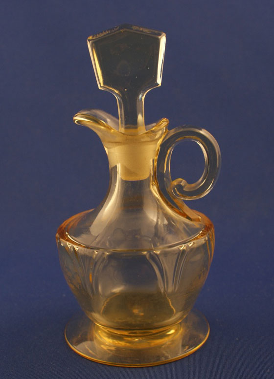 Heisey #1401 Empress Cruet