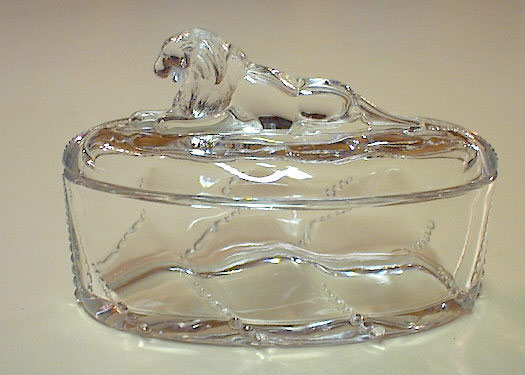 Heisey #1519 Lion Trinket Box