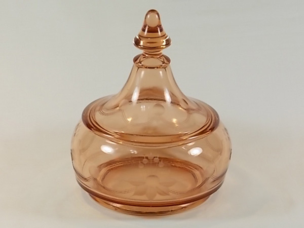 Imperial # 645 "Andrea" Candy Box w/ Lid and # 9 Cutting