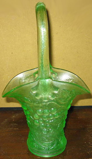 Imperial # 473 Grape Handled  Basket